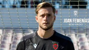 Joan Femenías reforça baliza do Penafiel 