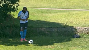 Ainda se lembra de Sinama-Pongolle? Agora brilha... no footgolf