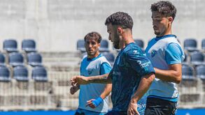 Jonny Arriba resolve particular do Feirense com o Paredes