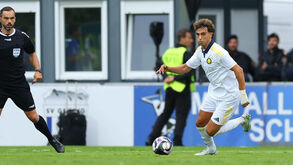 João Félix estreou-se pelo Al Nassr no particular frente ao Toulouse