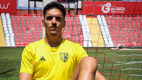 Oficial: João Gonçalves reforça a baliza do AVS SAD