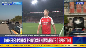 O momento da chegada do autocarro do Benfica ao Estádio Algarve