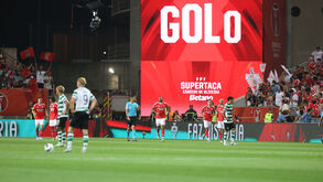 Pavlidis festeja golo marcado na Supertaça frente ao Sporting