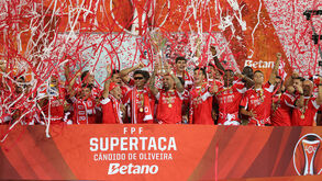 Benfica vence Supertaça Cândido de Oliveira