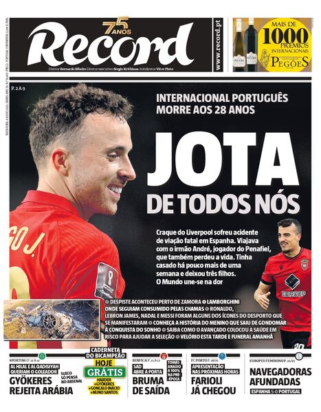 Descarregar capa em PDF de alta resolução