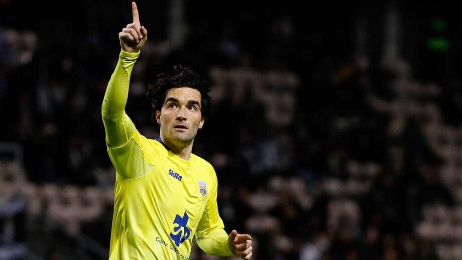 Jason troca Arouca pelo Al Fayha
