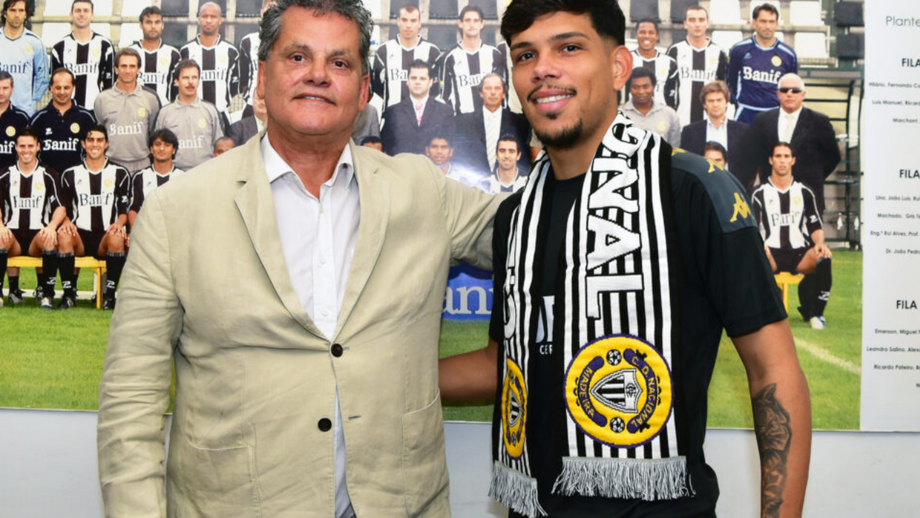 Pablo Ruan assina por cinco épocas com o Nacional