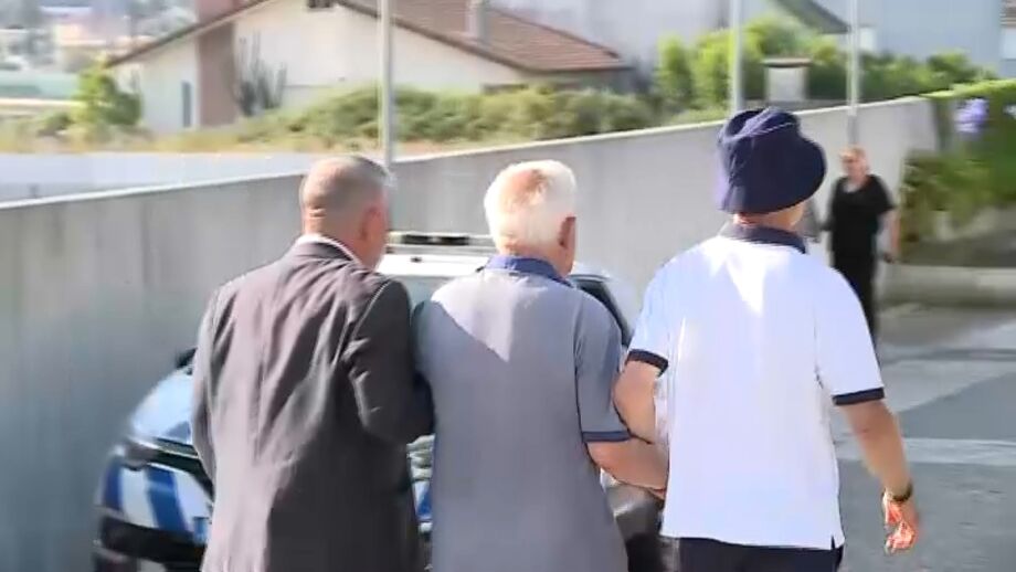 Família já chegou à Capela da Ressurreição, em Gondomar