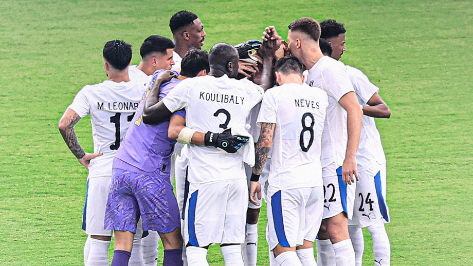 Koulibaly exalta "profissionalismo" de Rúben Neves