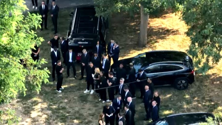 Plantel em peso no adeus a Diogo Jota