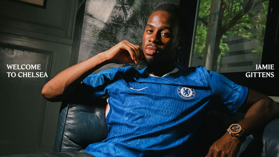 Jamie Gittens oficializado no Chelsea 