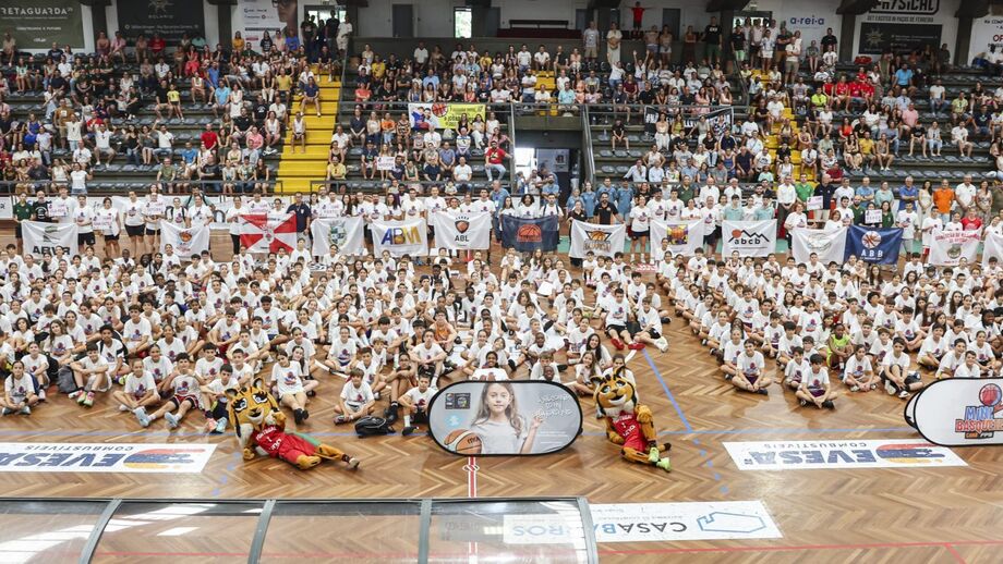 Festa do Minibasquete reúne atletas sub-12 de todo o país, promovendo desportivismo e fairplay