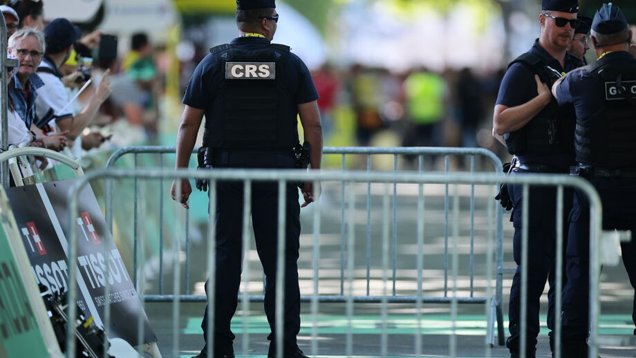Polícia baleou jovem em Rouen após ameaças com faca