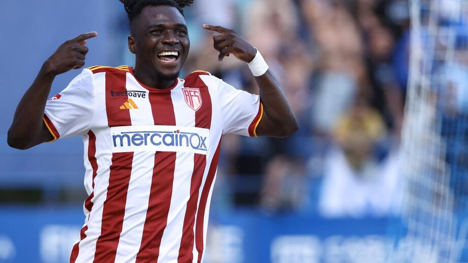 Tunde marcou no empate do AVS SAD contra o Leça