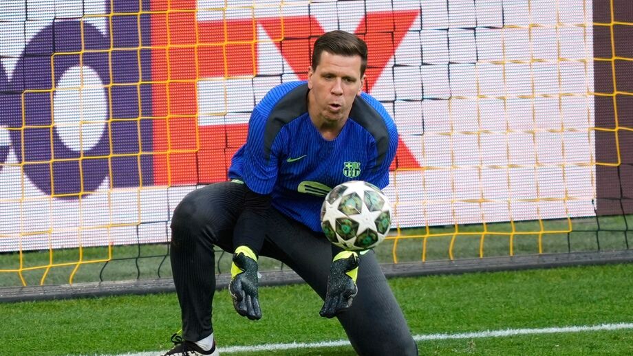 Guarda-redes do Barcelona em ação