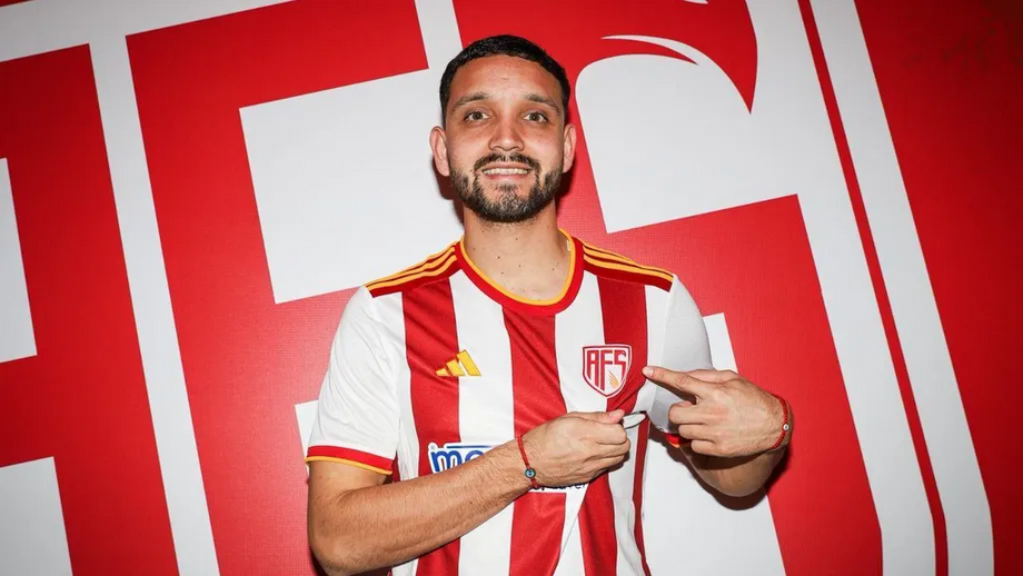 Diego Duarte reforça o AVS SAD por empréstimo do Club Nacional