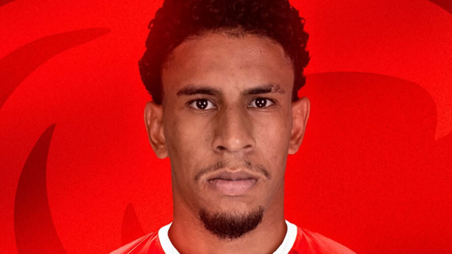 Paulo Victor é reforço do Santa Clara 