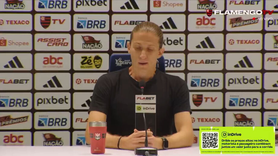 Técnico do Flamengo deixou o craque de fora e não poupou nas palavras