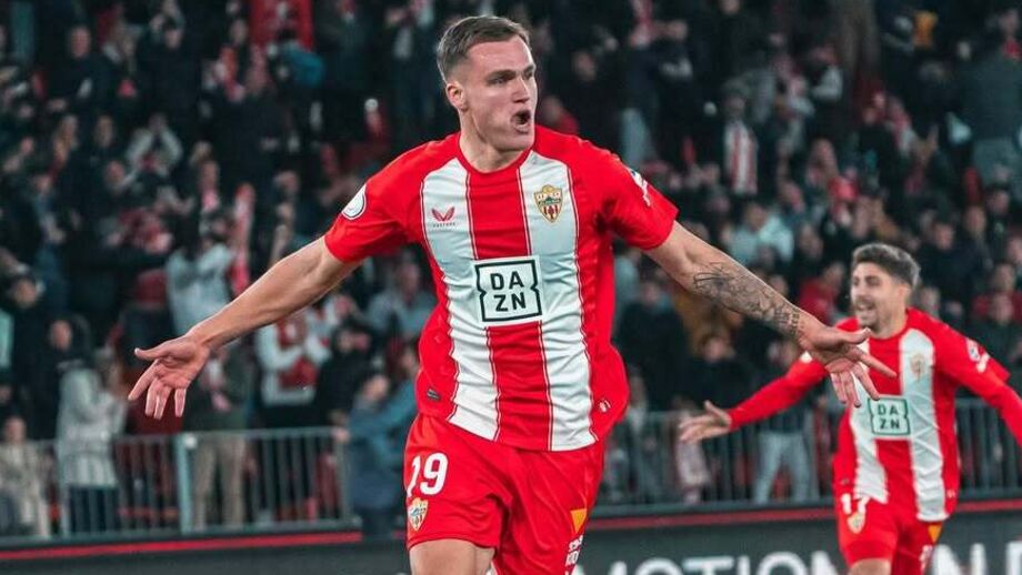 Marezi representou o Almería nas últimas três épocas 