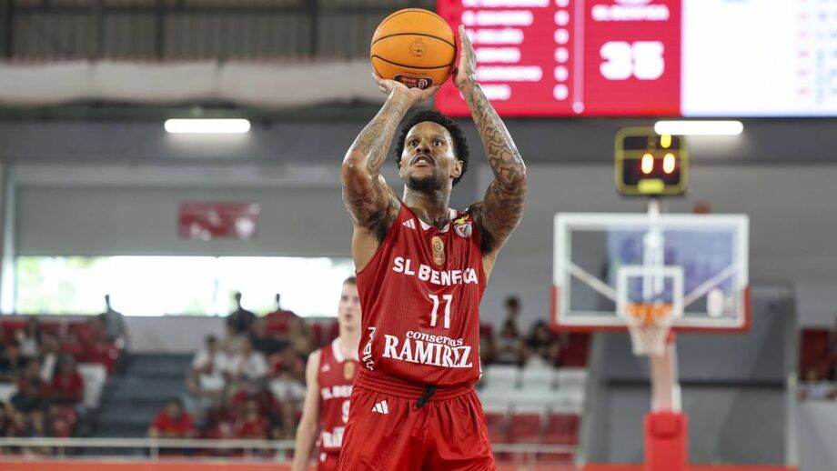 Ahmaad Rorie deixa o Benfica após um ano na equipa de basquetebol