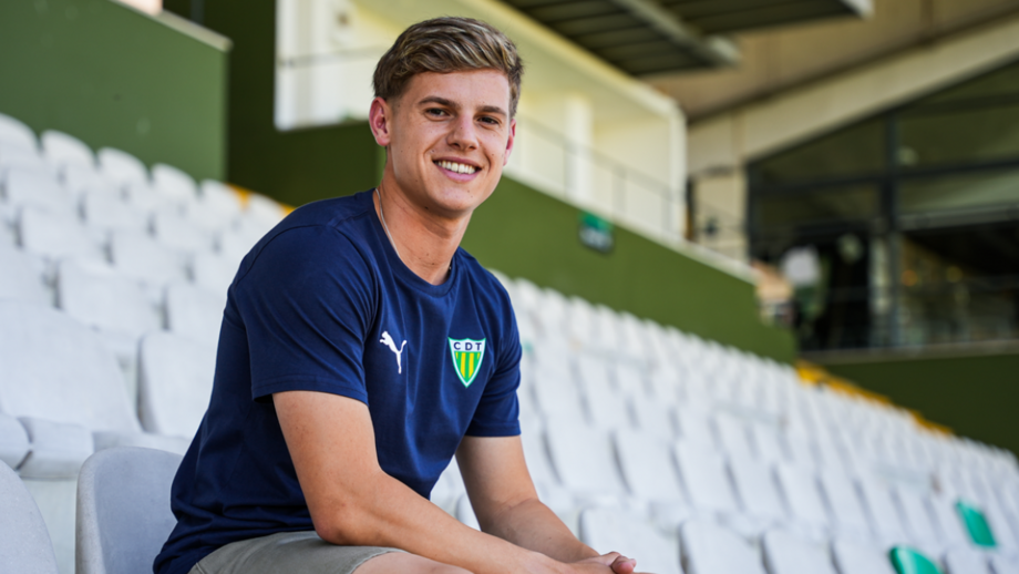 Xabi Huarte é o novo reforço do Tondela
