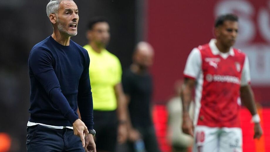 Carlos Vicens procura sucesso na Liga Europa