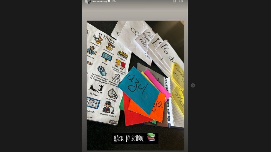 Ramsey estuda castelhano para se adaptar ao futebol mexicano