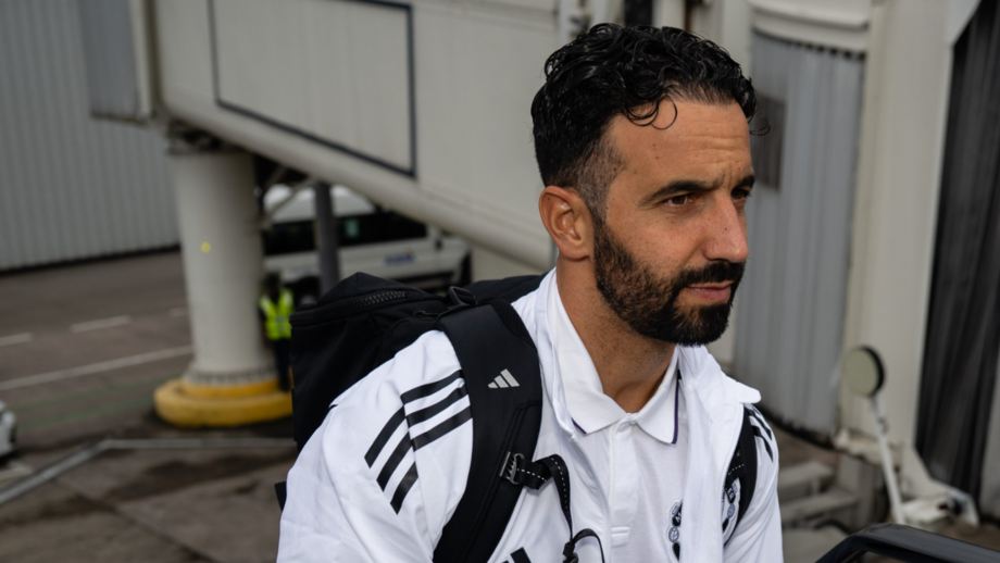 Amorim tenta resolver as dúvidas na digressão americana do Man. United