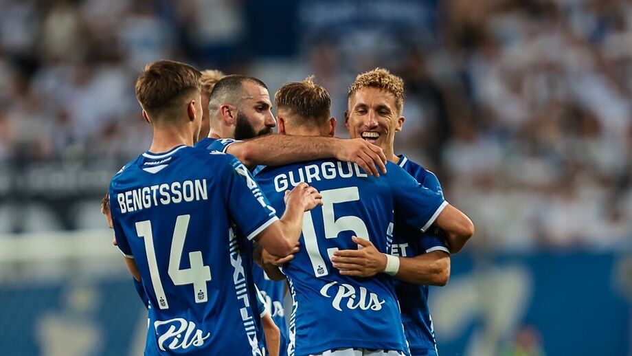 Joel Pereira celebra vitória do Lech Poznan frente ao Breidablik na Liga dos Campeões