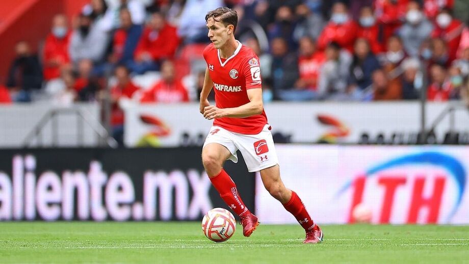 MArcel Ruiz em ação na Liga MX