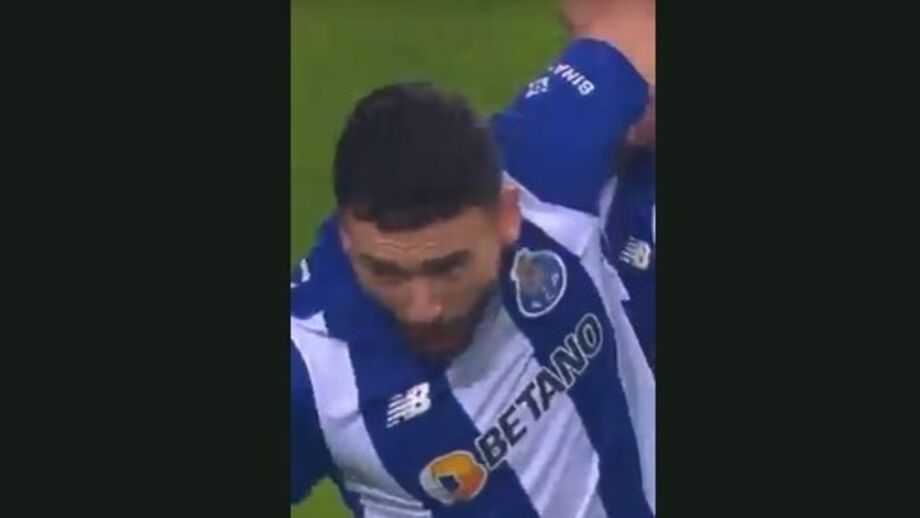 Mudou-se para Turim, onde vai representar a Juventus