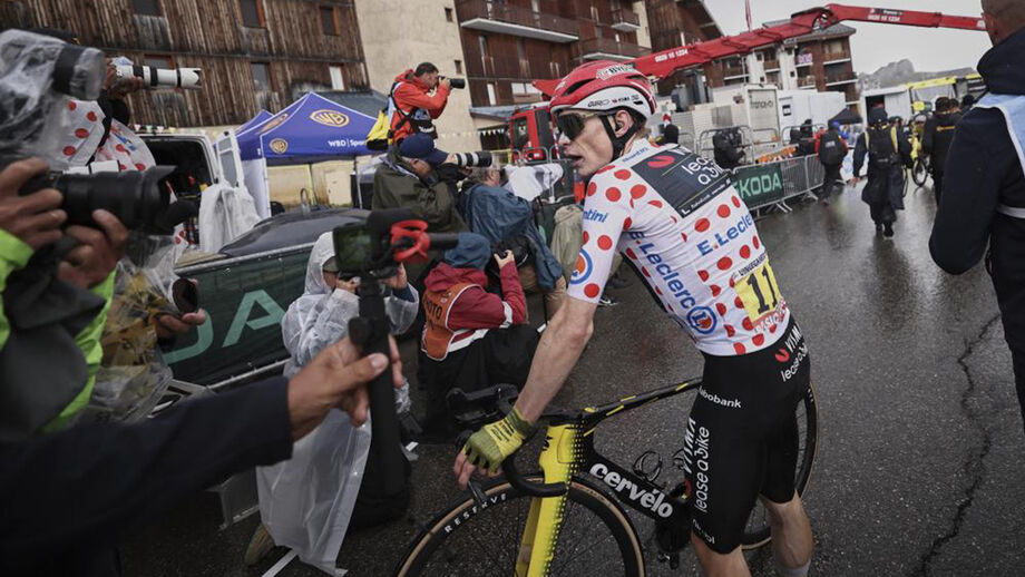 Vingegaard aceita derrota perante Pogacar no Tour La Plagne, em França
