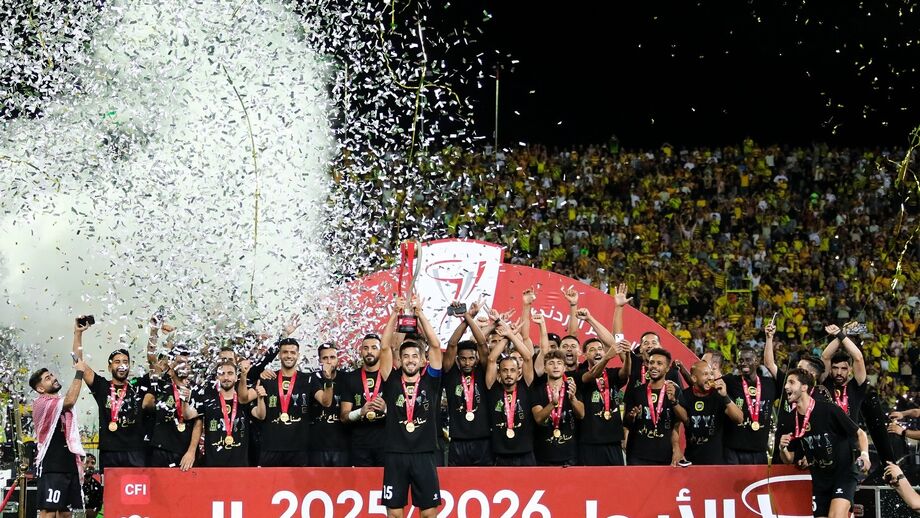 Al Hussein, de Quim Machado, vence Supertaça jordana contra o Al Wehdat.
