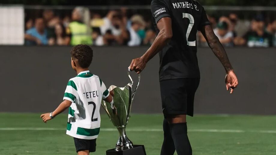 Matheus Reis com o filho