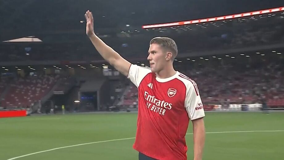 Adeptos do Arsenal eufóricos por Gyökeres