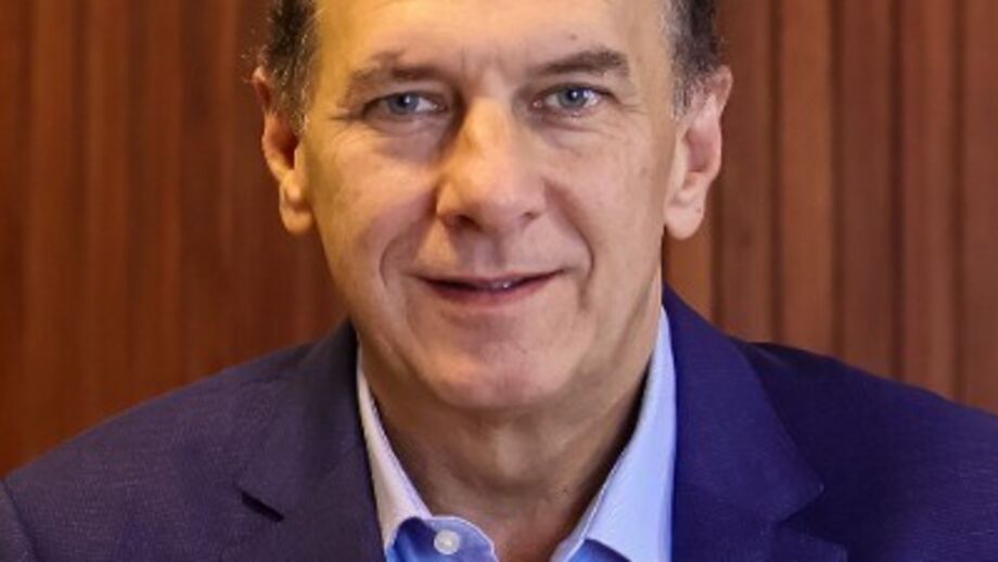 Luis Davantel, CEO da REVEE