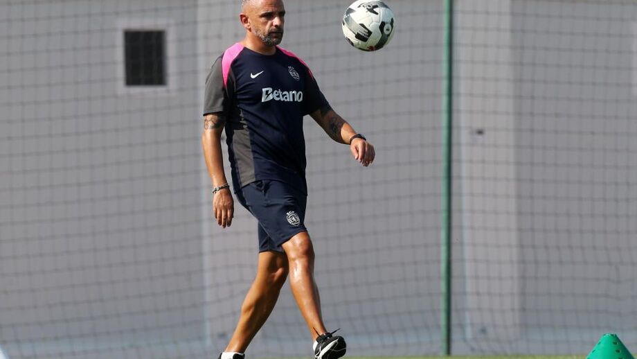 Rui Borges chama sete miúdos ao treino do Sporting
