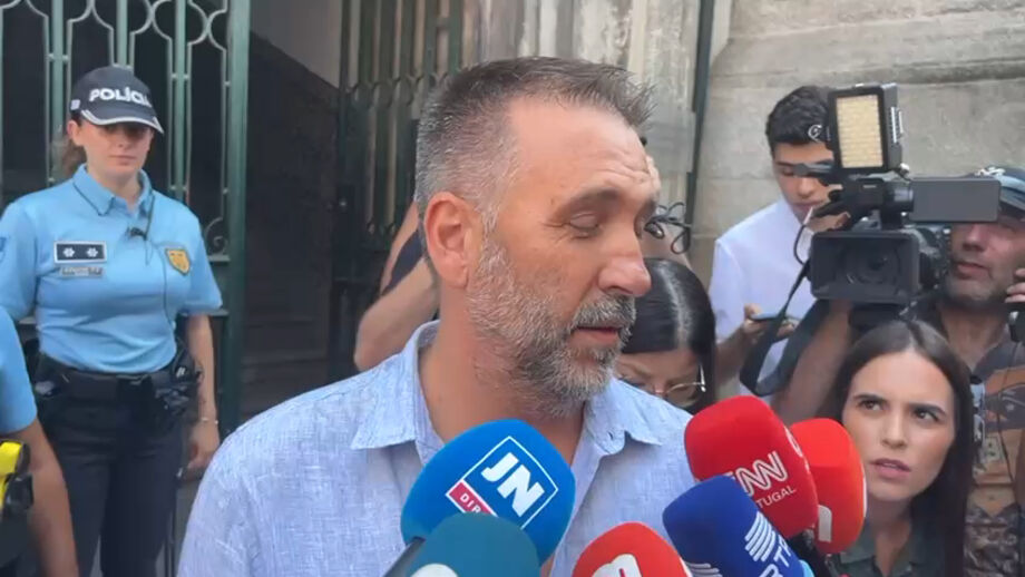 Antigo speaker do Estádio do Dragão falou aos jornalistas depois de sair do tribunal