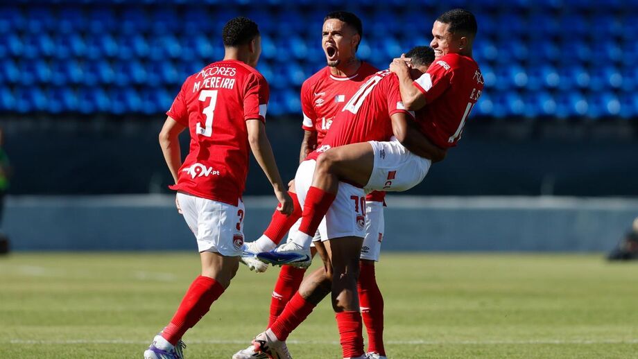 Santa Clara segue para a 3.ª pré-eliminatória da Liga Conferência 