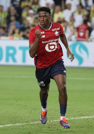Jonathan David/ avançado canadiano de 25 anos/ valor de mercado: 45 milhões de euros