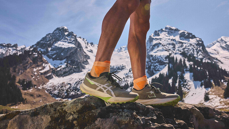 Asics aposta nos trilhos com a coleção Fujitrail AW25.
