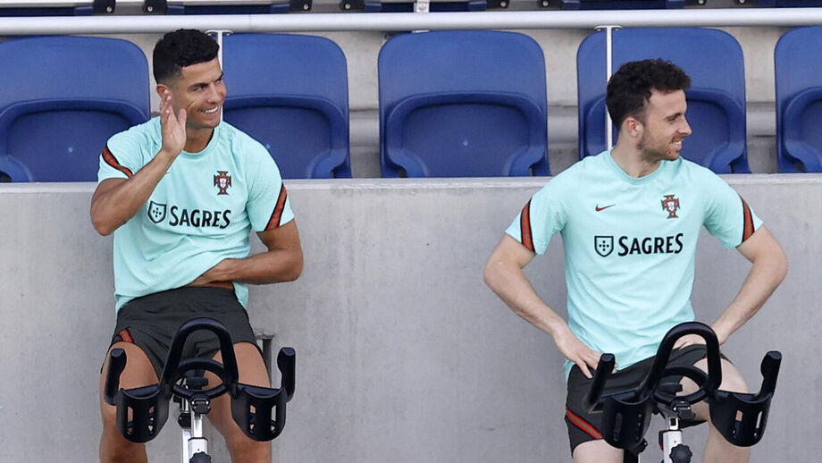 Cristiano Ronaldo e Diogo Jota