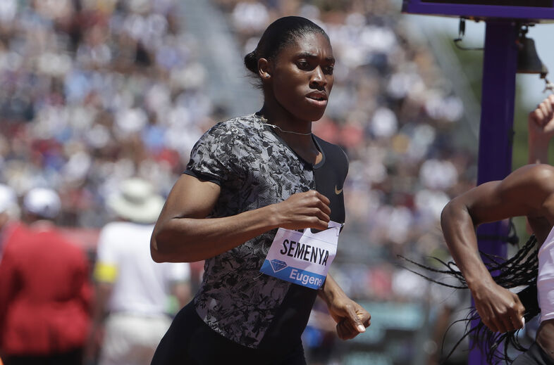 Caster Semenya compete na Alemanha após batalha de elegibilidade