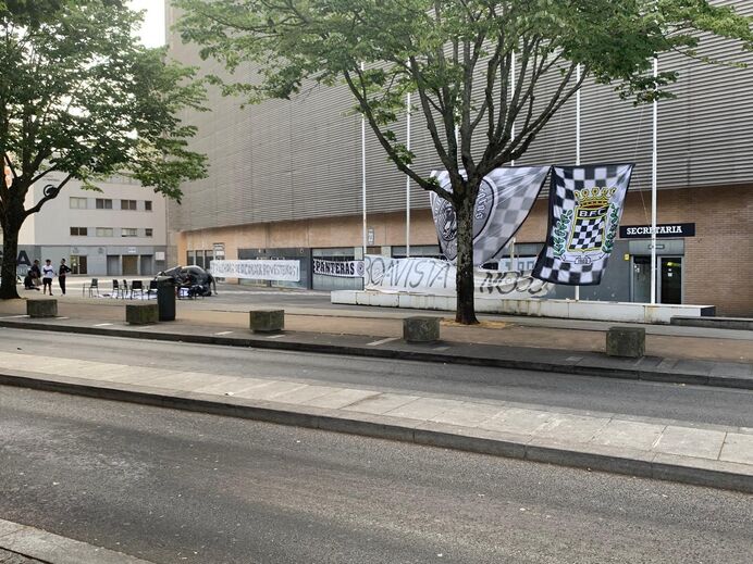 Adeptos do Boavista protestam