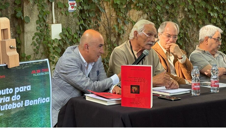 Domingos Estanislau discursa durante a apresentação 