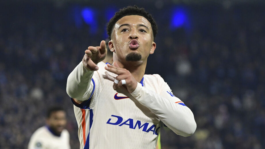 Jadon Sancho representou o Chelsea na última temporada