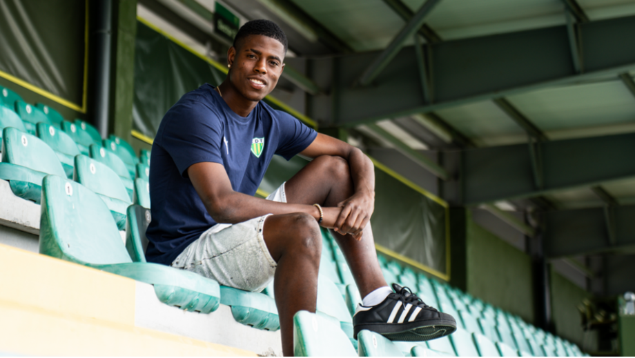 Yefrei Rodríguez reforça o Tondela por empréstimo do Internacional Palmira
