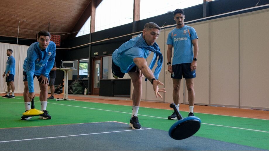 Sessão de team building esta quinta-feira