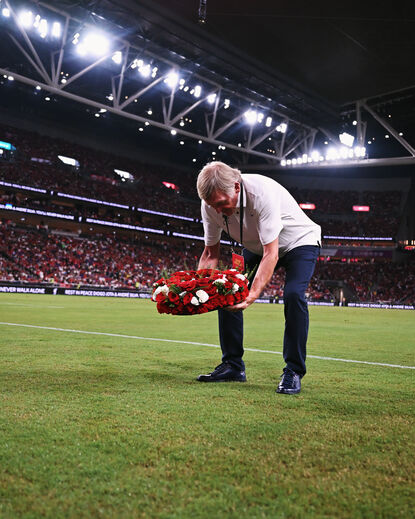 Homenagem a Diogo Jota e André Silva num estádio