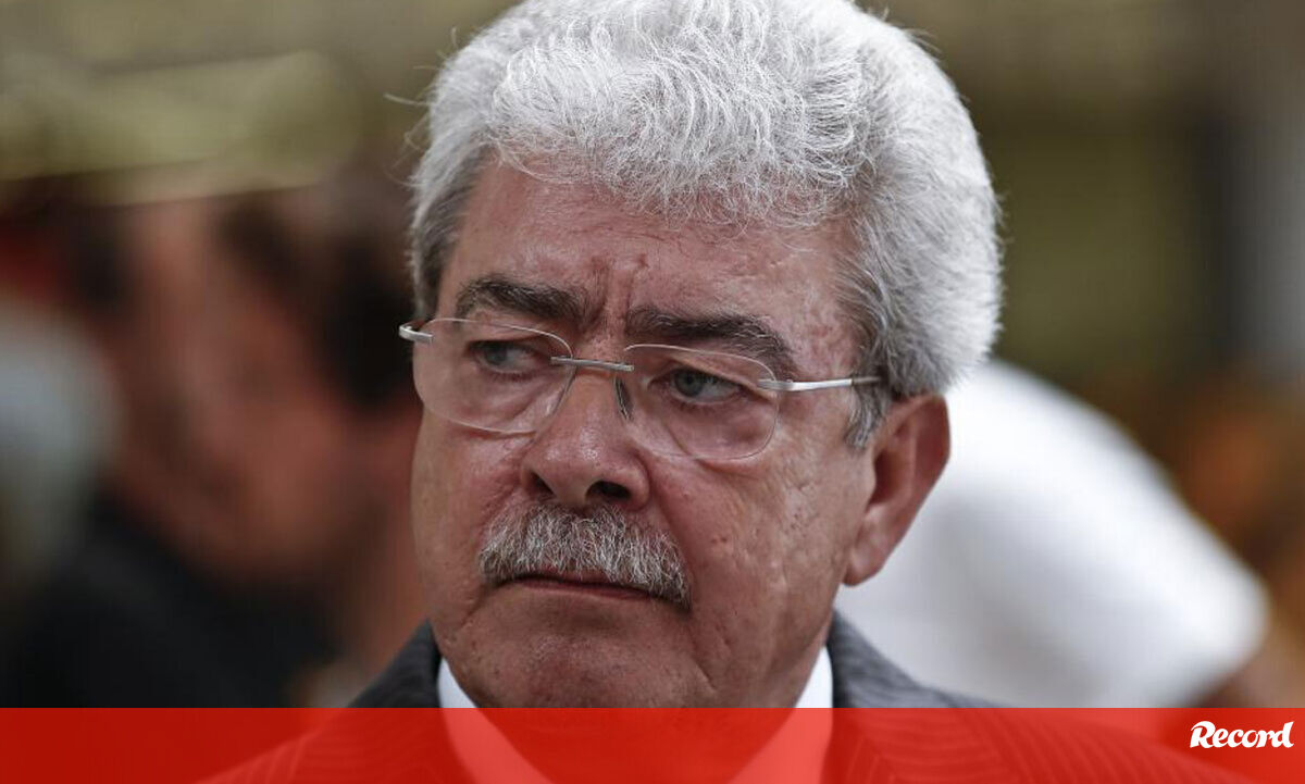 Família lamenta morte de Joaquim Oliveira devido a "pneumonia grave"